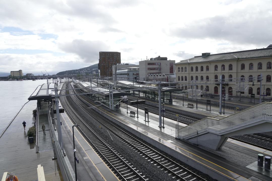 Tog innstilt fra Drammen stasjon.