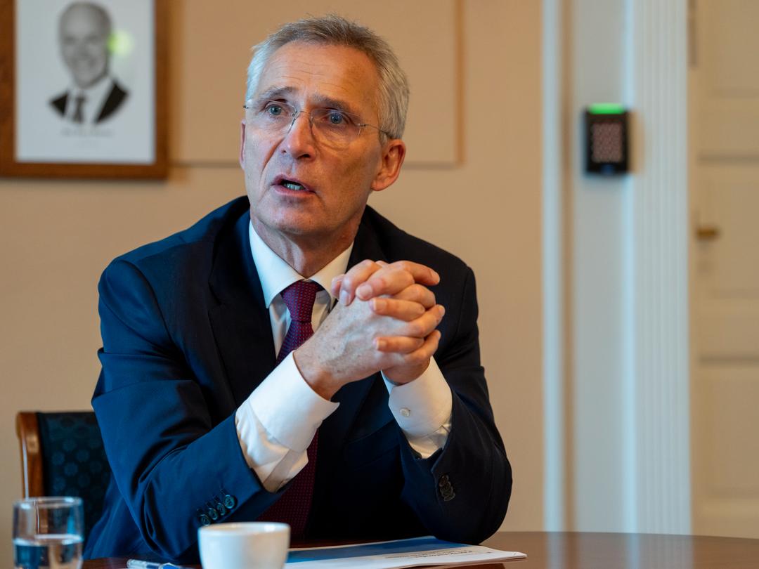 Åpner for å slippe inn utelukkede selskaper