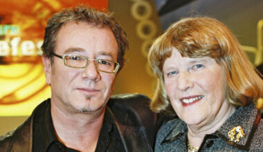 Åge Aleksandersen deler sterke barndomsminner i ny bok