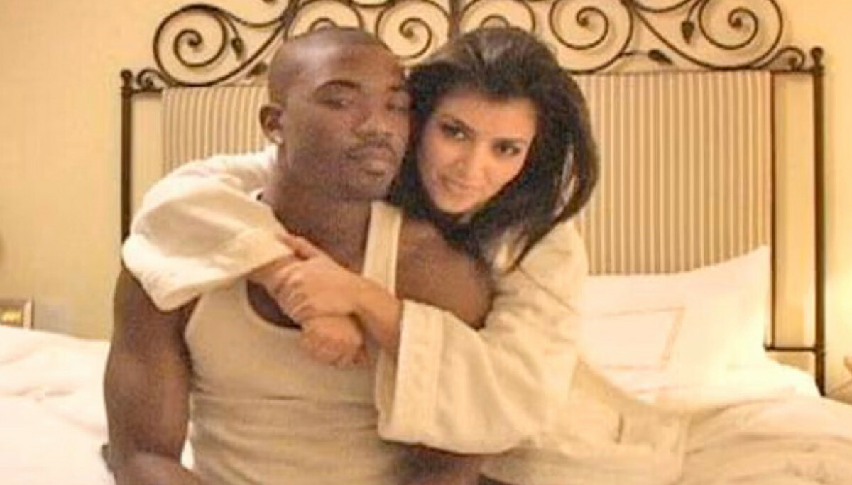 Kim Kardashian saksøker Ray J for æreskrenkelse og trakassering