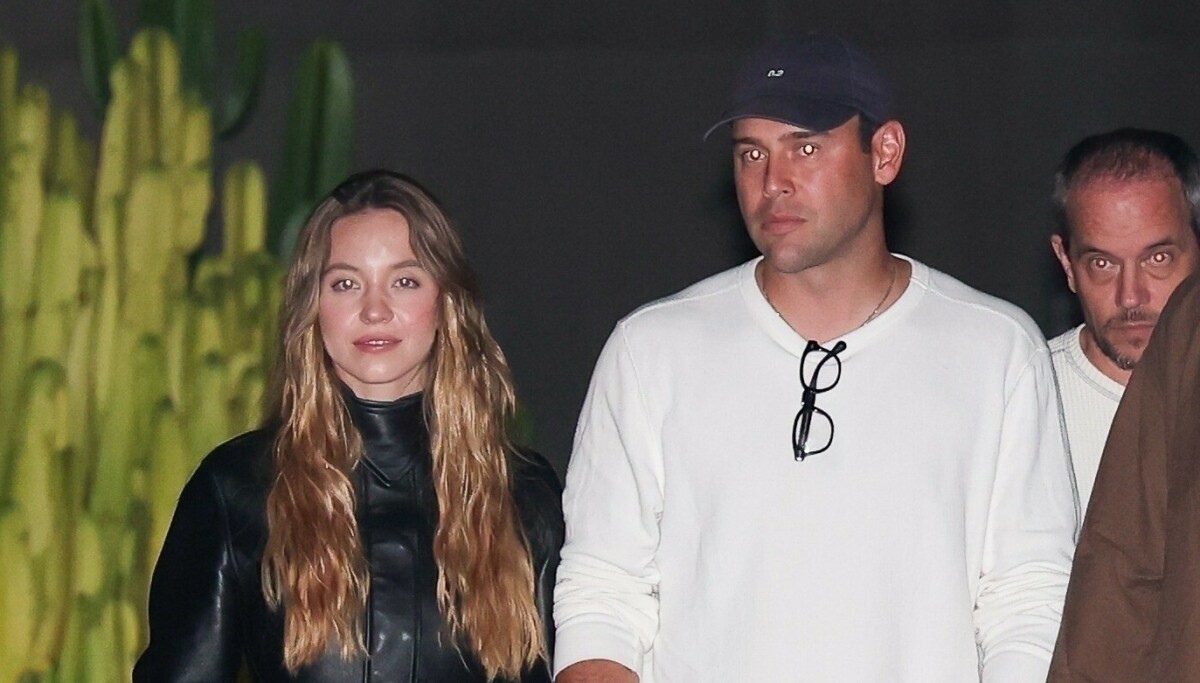 Sydney Sweeney og Scooter Braun sett hånd i hånd