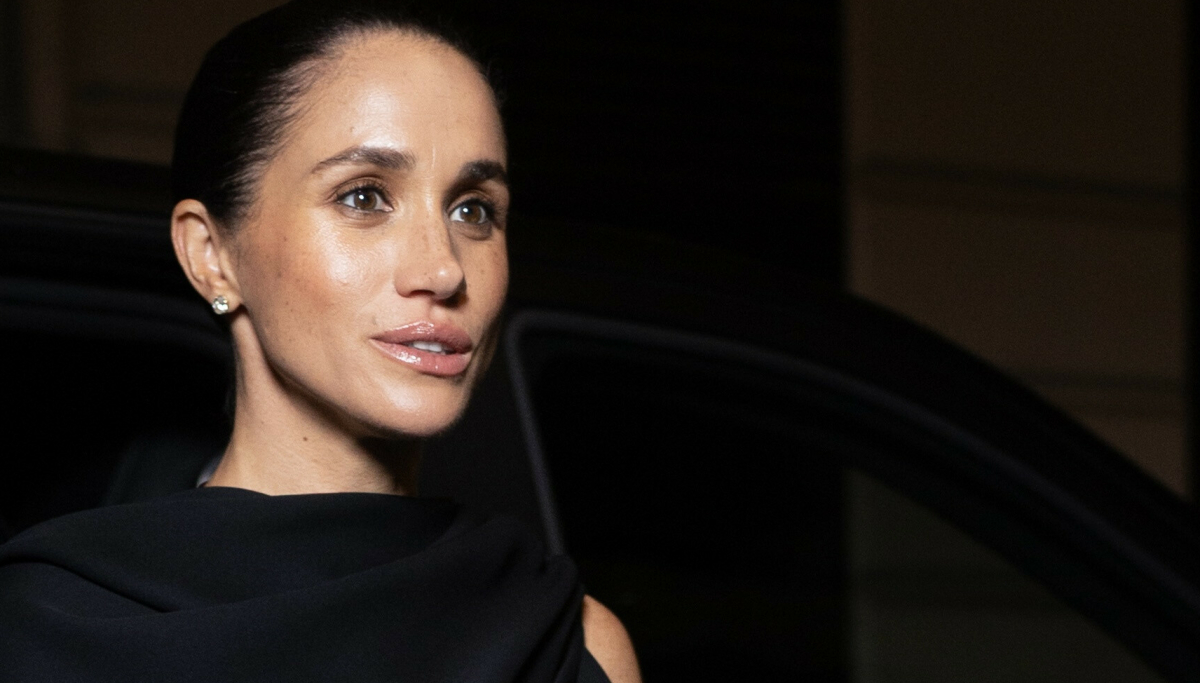 Meghan Markle debuterer på Paris Fashion Week i Picciolis Balenciaga