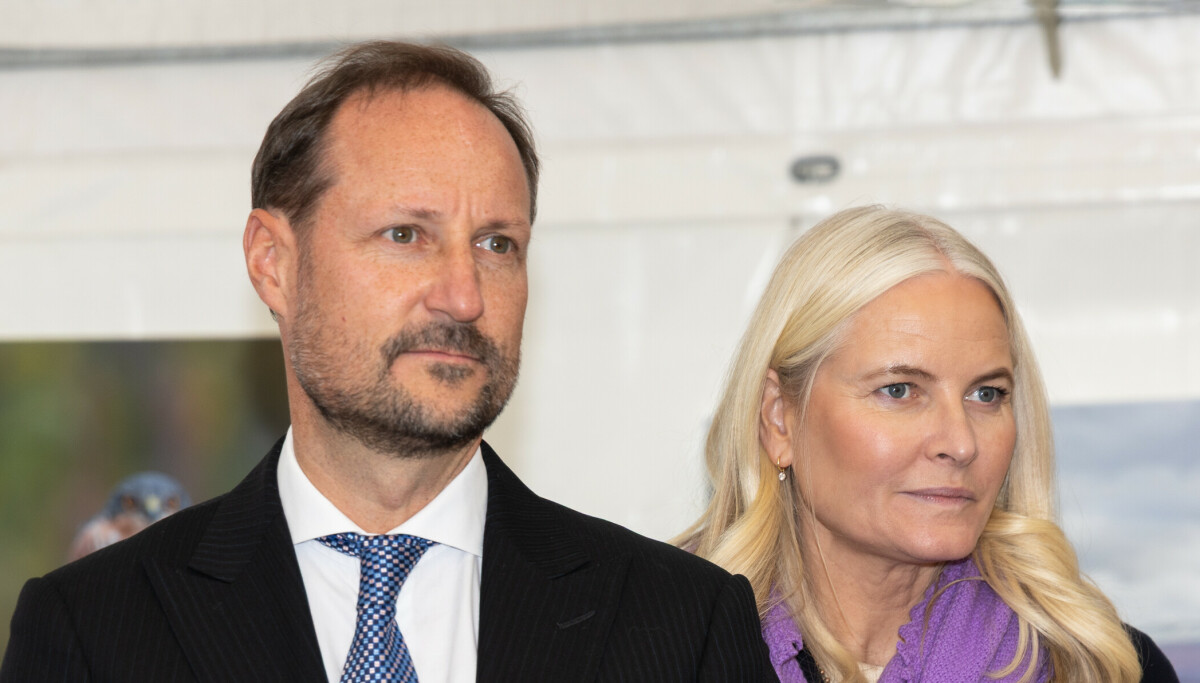 Kronprinsesse Mette-Marit kunne ikke reise sammen med kronprins Haakon til USA