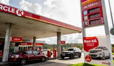 Lønner det seg å fylle drivstoff i Sverige?