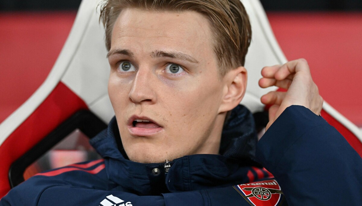 Martin Ødegaard skadet kneet mot West Ham søndag. - Dagbladet