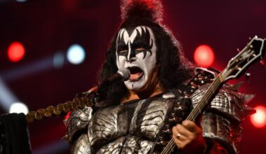 Gene Simmons fraktet til sykehus etter dramatisk bilulykke i Malibu