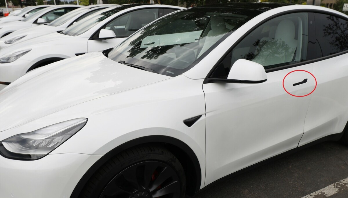 Alvorlig feil på dørlåser til Tesla