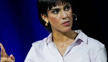 Amrit Kaur (22) blir spaltist i Subjekt