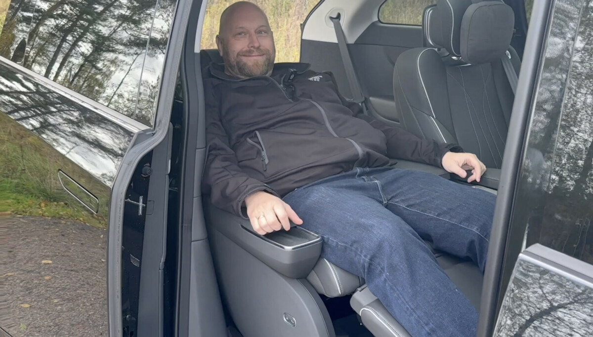 Ti kule ting med Xpeng X9