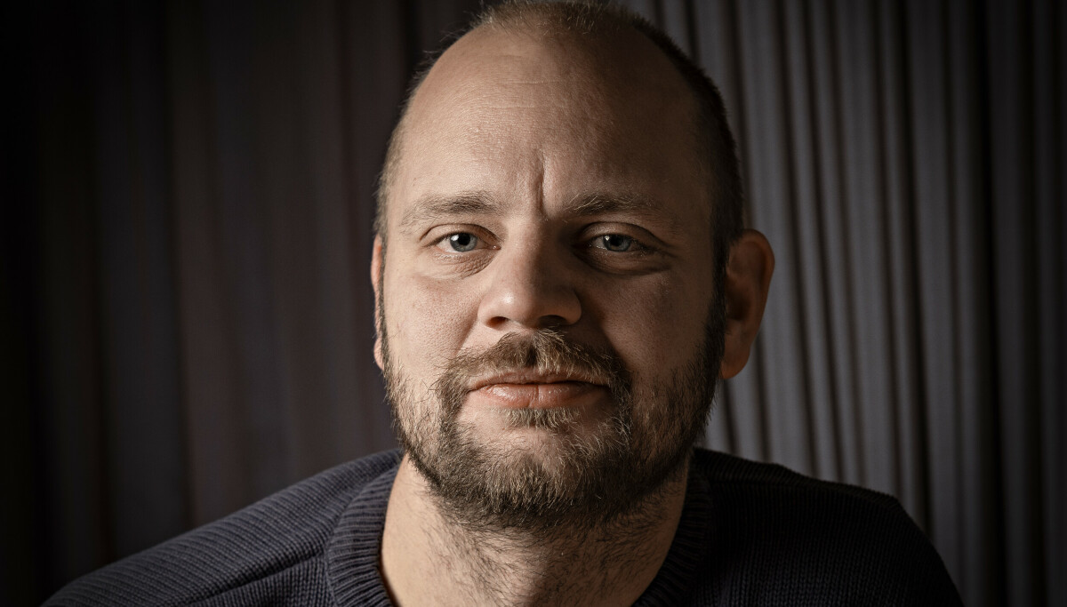 - Helt alene i verden