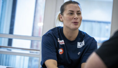 Nora Mørk kan miste håndball-VM på grunn av passtrøbbel