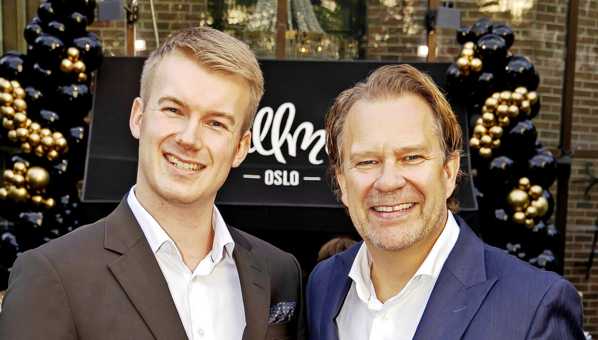 Bjarte Hjelmeland og Lars-Erik Syversen feirer forlovelse