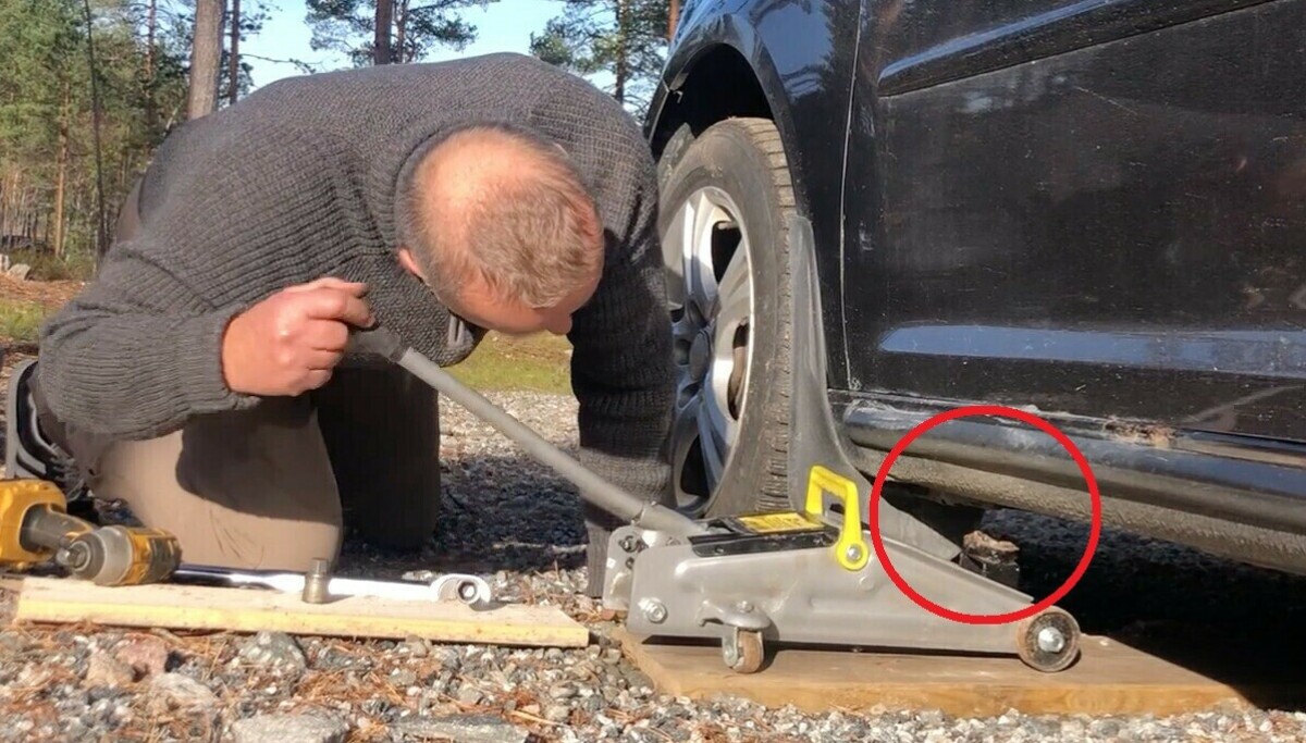 Plasserer du jekken feil når du skal skifte til vinteerhjul kan det koste deg mange tusen