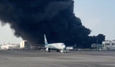 Massiv brann på flyplass