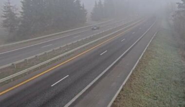 Glatte veier: Politiet advarer - Dagbladet