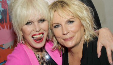 Jennifer Saunders og Joanna Lumley gjenforenes etter ni år