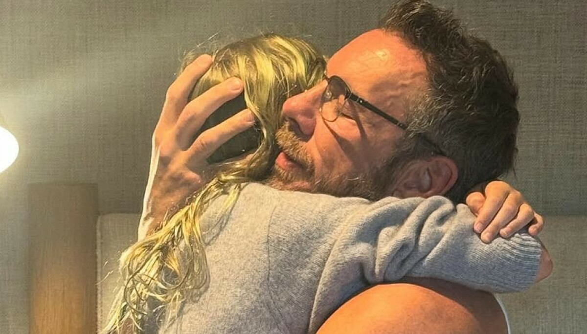 Kristen Bell i hardt vær etter bryllupsdag-hilsen til ektemannen