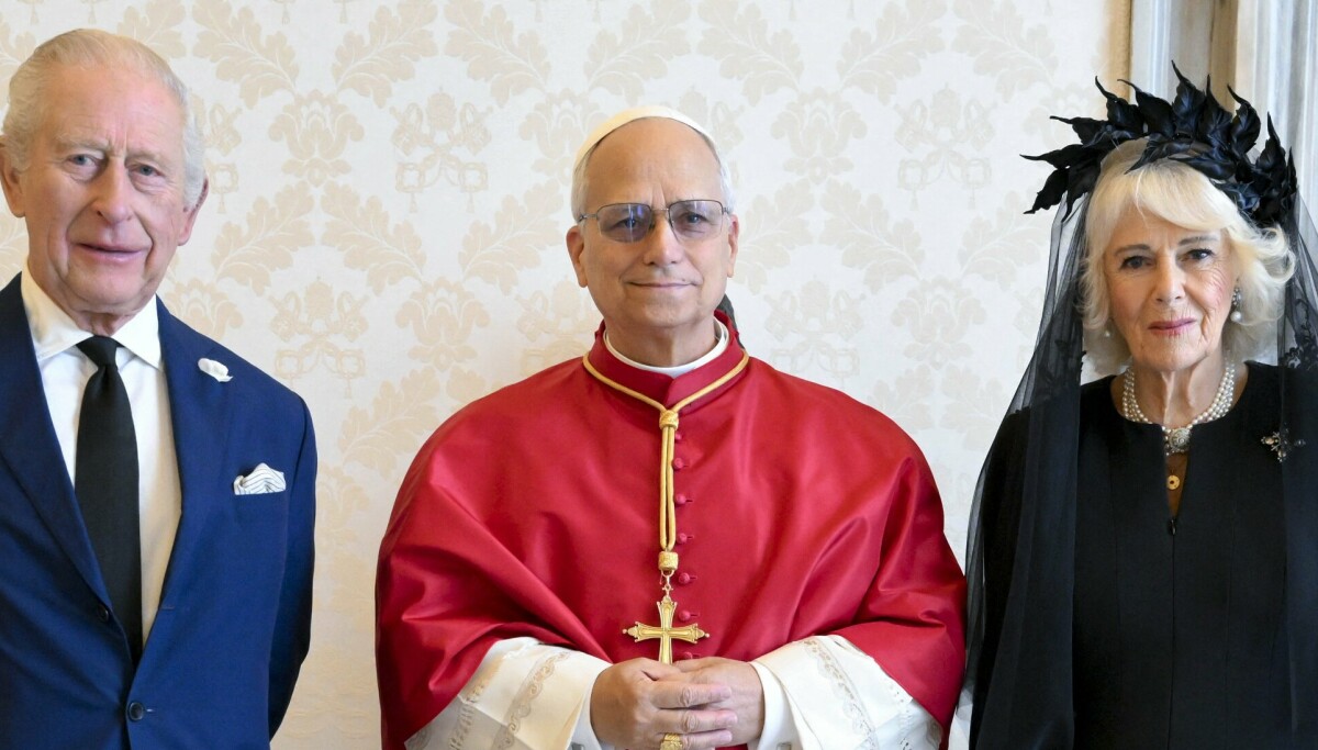 Kong Charles og pave Leo i historisk møte i Vatikanet