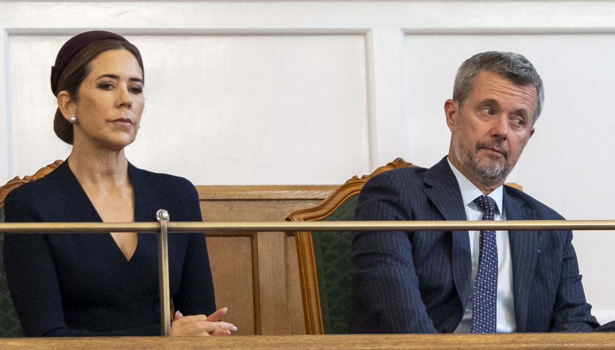 Kong Frederik kritiseres for ferievanene sine