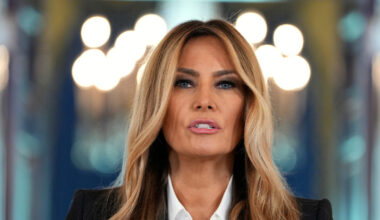 Melania tar avstand fra Trump-ballsal - Dagbladet