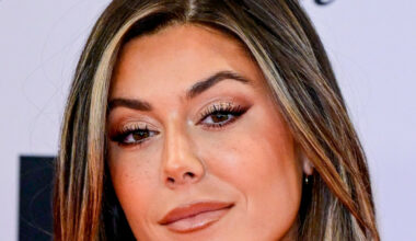 Nå setter Ani jewels lanseringen av deres nye klokke på pause.