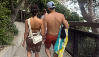 Hånd i hånd med ny flamme etter skilsmissen