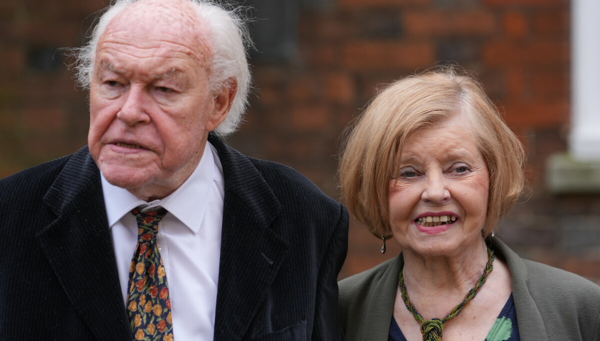 Prunella Scales er død