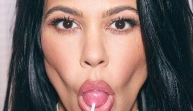 Kourtney Kardashian lanserer slikkepinner for intimhelse