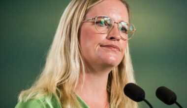 Flytur skaper harnisk: - Uhørt