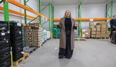 Har ikke nok mat: - Køene øker