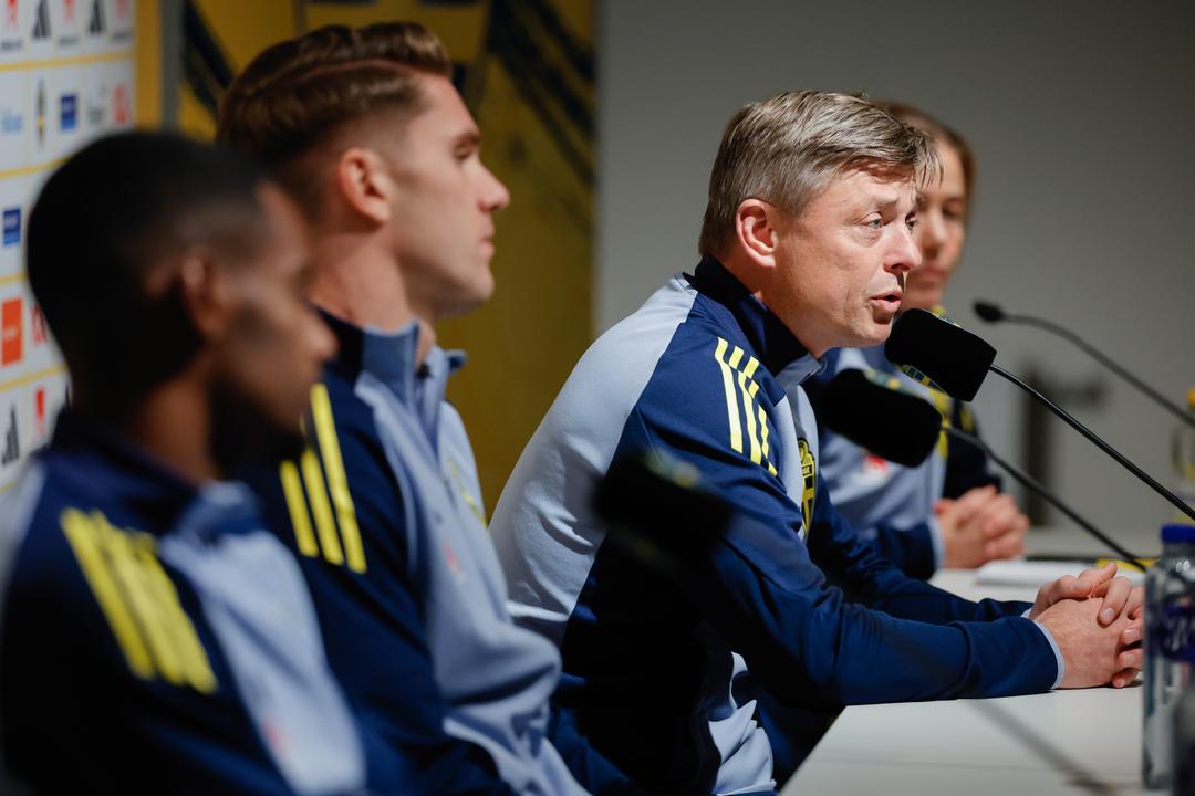 Kritikken hagler mot Jon Dahl Tomasson etter Sveriges VM-fiasko