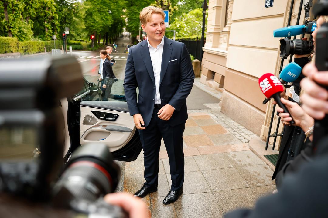 – Prinsen er for tiden i Italia