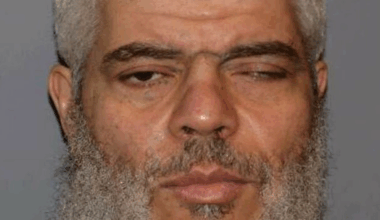 Terrorimam ber om løslatelse – klager over at han ikke klarer å bruke toalettet