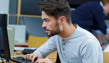 Dessverre har mange organisasjoner dårlig kontroll over OT-miljøet sitt, påpeker Jeppe Bank i Hexagon Asset Lifecycle Intelligence. Foto:  Privat