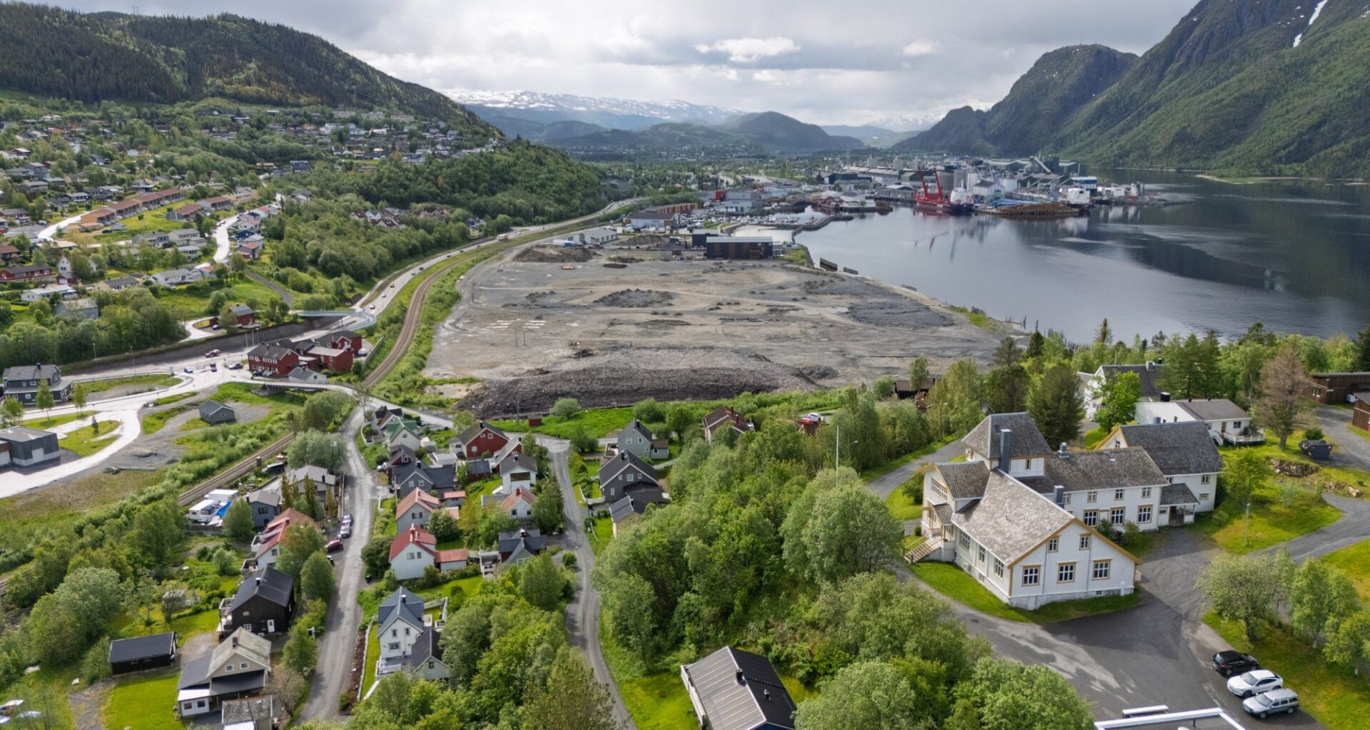Vefsn, Skole og utdanning | Stortingspolitiker har Toppen med seg i budsjettforhandlinger: – Jeg skal ta med budskapet fra lokalt hold