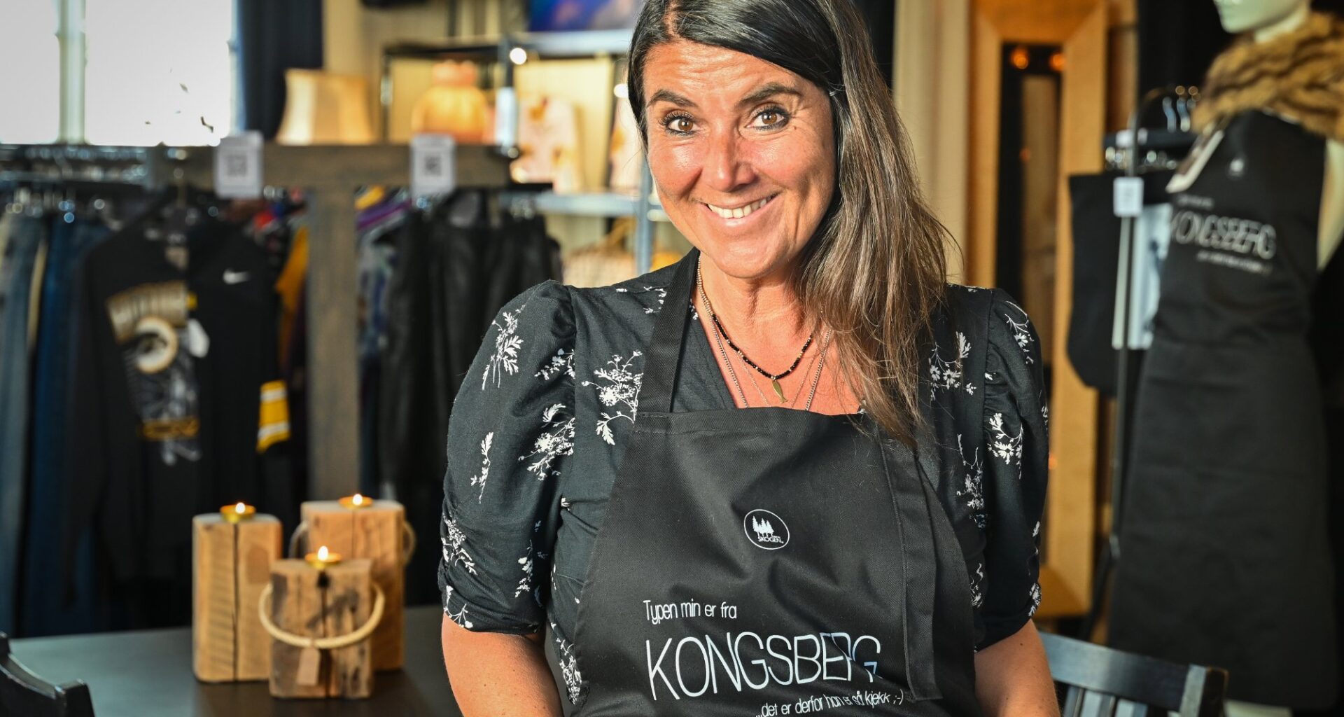 Serviceprisen 2025, Kongsberg | Silje turte ikke tenke på prisen – nå kan hun vinne: – Du tuller? Så koselig!