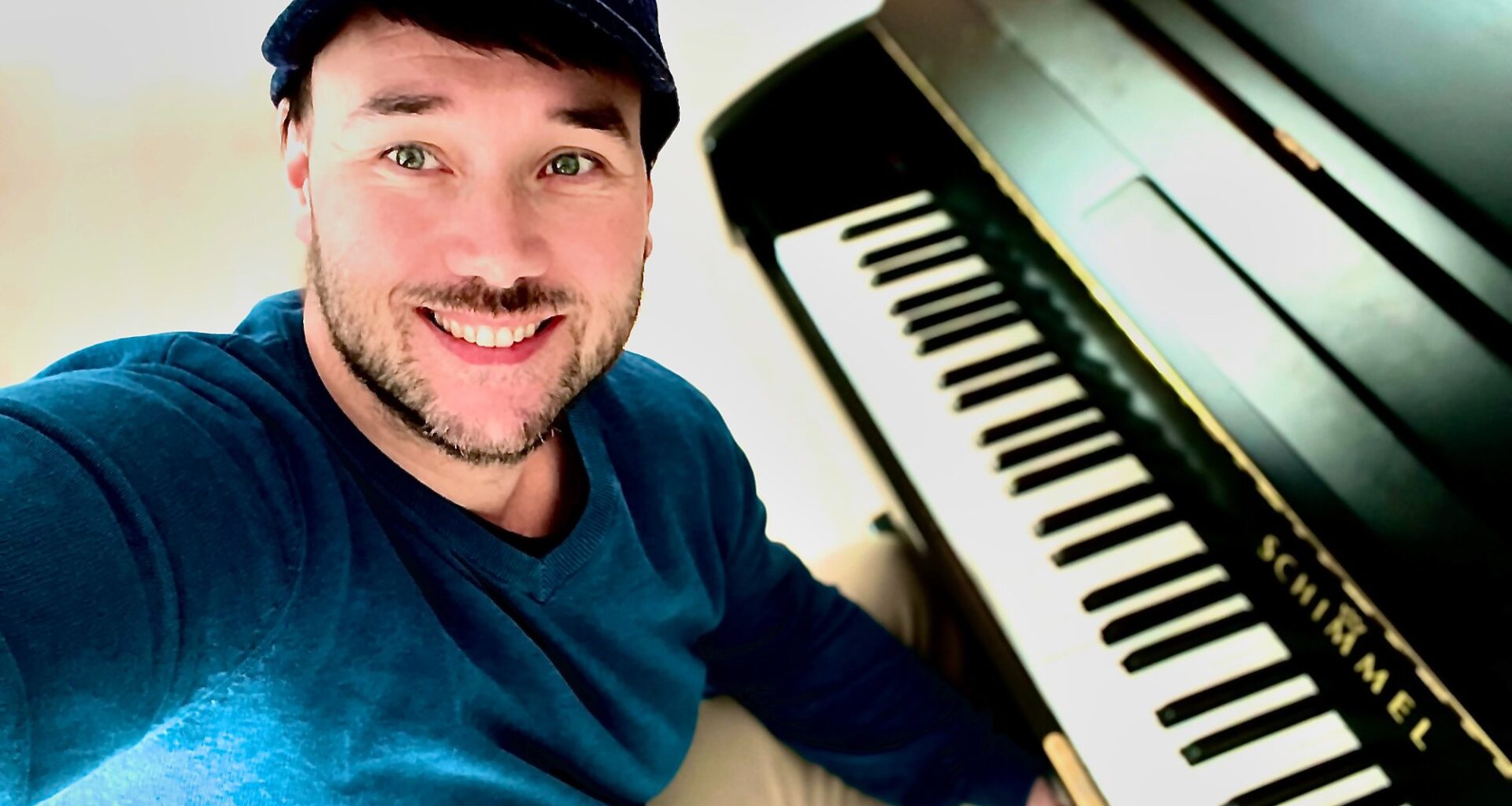 Arbeidsliv, Mosjøen | Raymond fra Mosjøen står bak musikken til en av årets julefilmer: – Det var helt stille i salen under filmvisningen