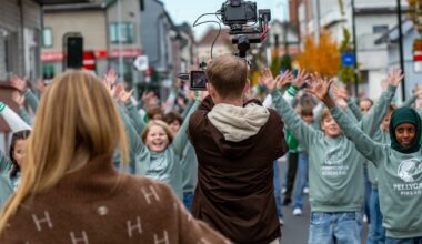 Kultur & underholdning, Pellygata | Trafikken tok pause – barna tok over Pellygata