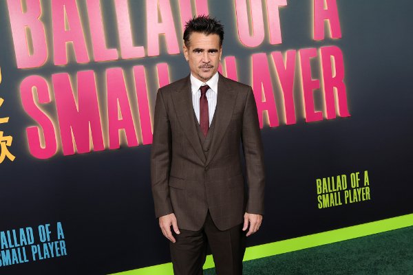 LOS ANGELES, CALIFORNIA - OCTOBER 14: Colin Farrell attends the Los Angeles Special Screening of Netflix's 