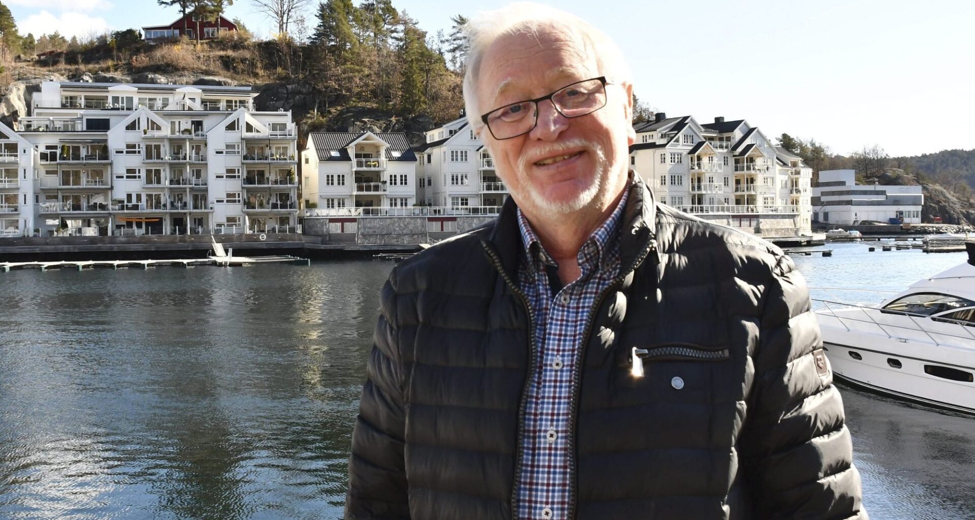 Dødsfall, Atle Helljesen | Atle Helljesen er død