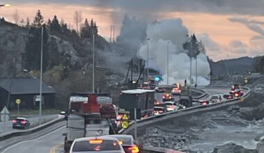 Trafikk, Brann | Brann i bil på E18 – veien stengt