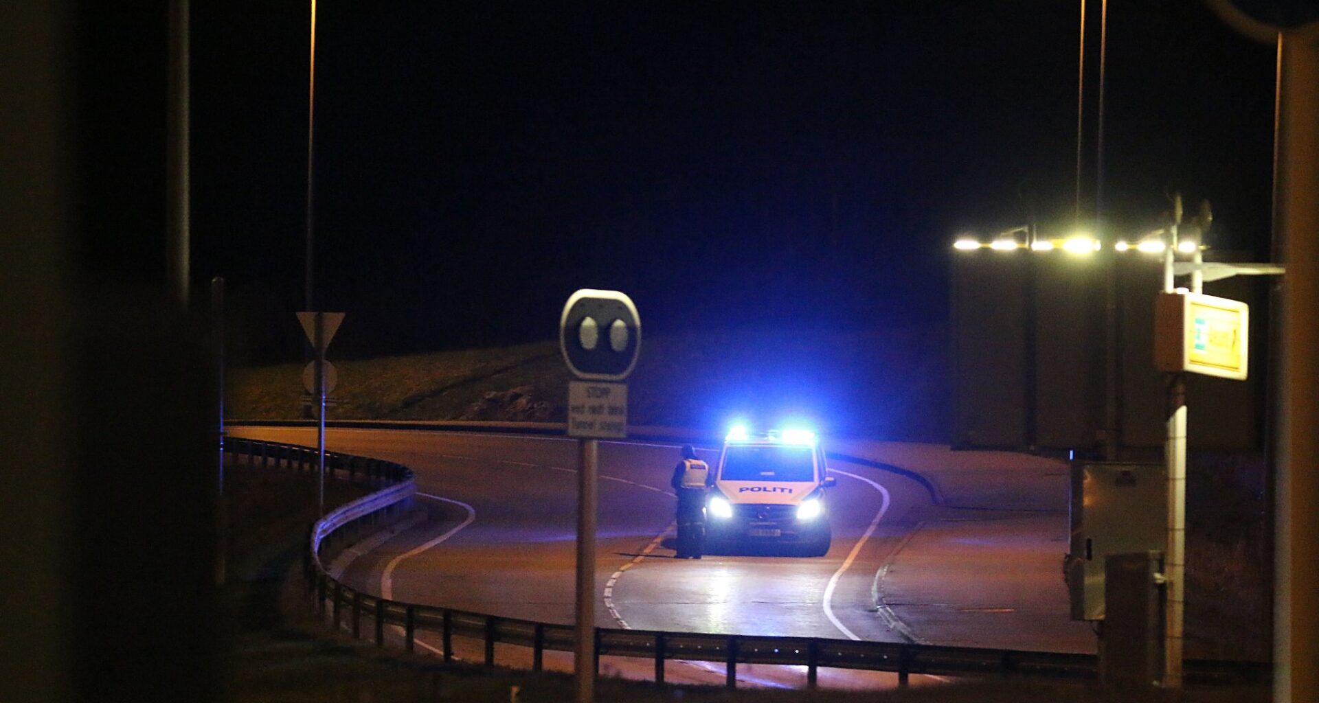 Politi, Åsane | Massivt politioppbud i Åsane: – Kvinne funnet bevisstløs