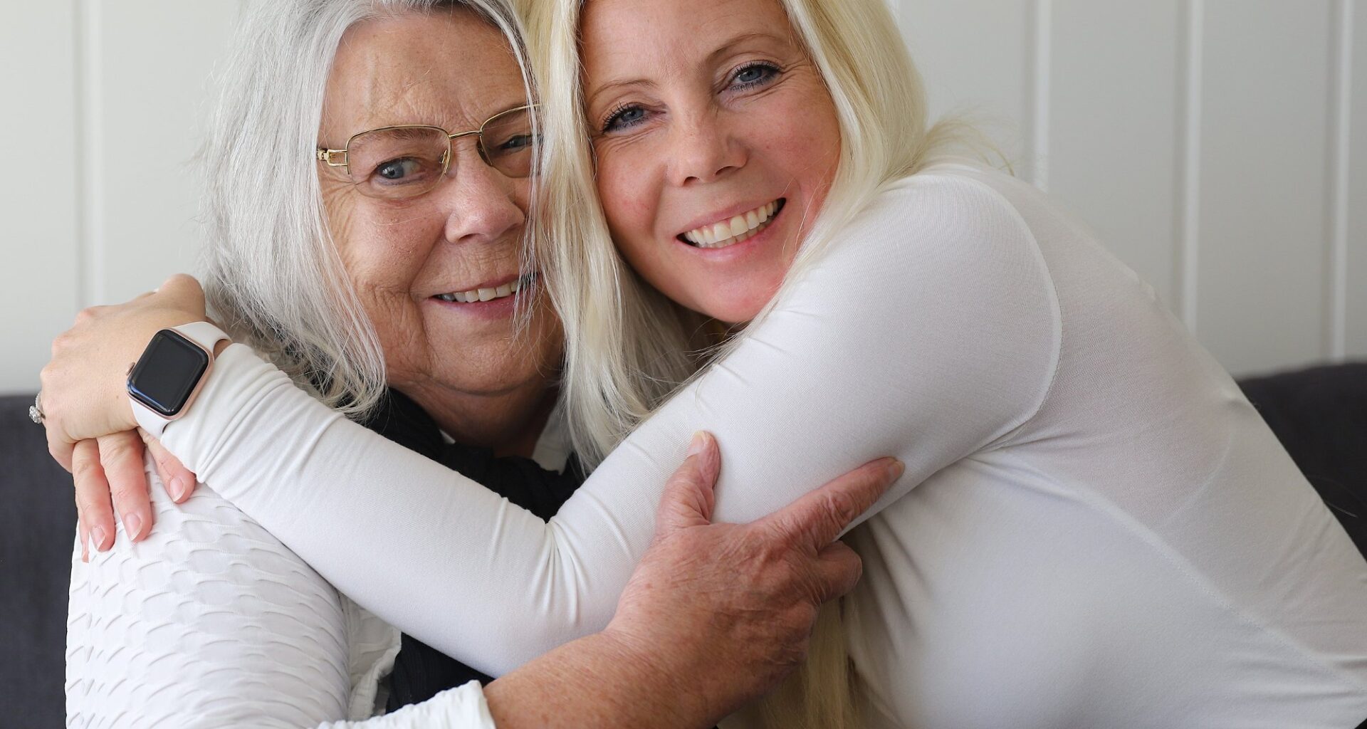 Nyheter, Tone jacobsen | Dans, drømmer og mamma i Halden