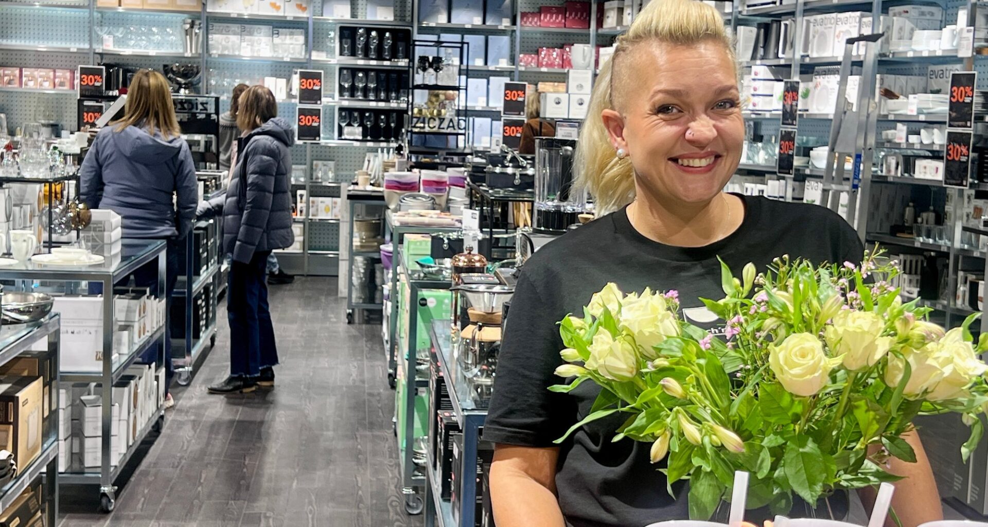 Nyheter, Forbruker og livsstil | Kjøkkenglade kunder i kø: