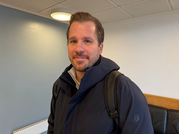 I RETTEN: Kjetil Jansrud utenfor rettsalen i Oslo tingrett tirsdag. 