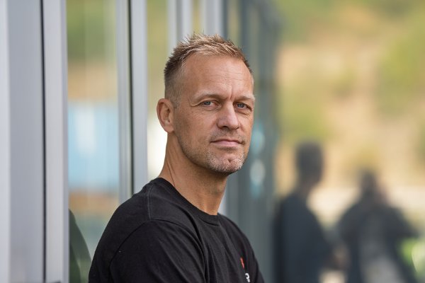 TV 2- og VGTV-profil Mads Hansen møtte Nettavisen til intervju på Liertoppen kjøpesenter tirsdag 16. september 2025.