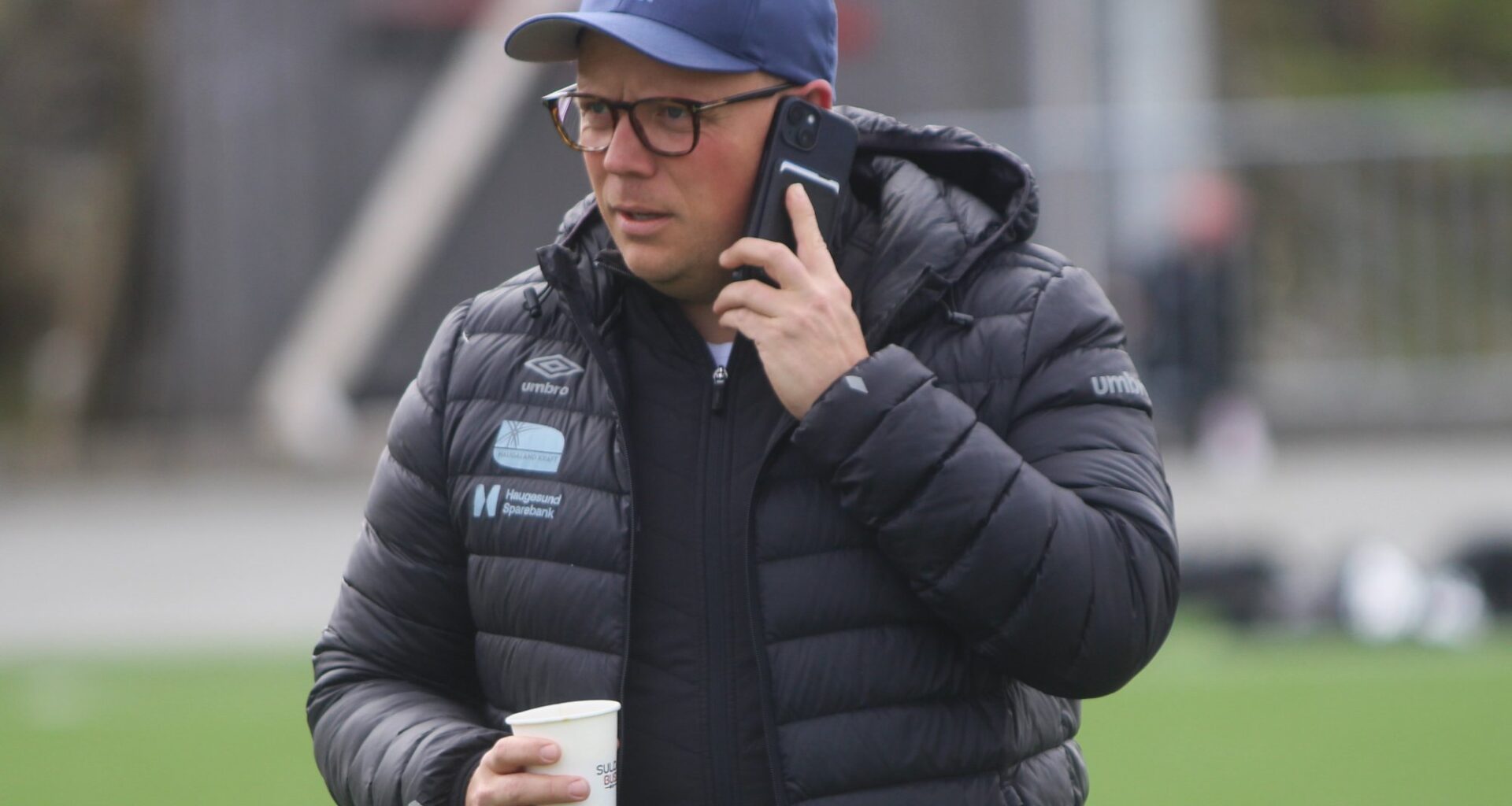 Sport, Fotball | Gir seg som daglig leder