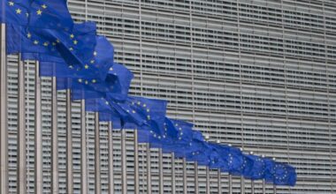 Razziaer, siktelser, svindel og korrupsjon