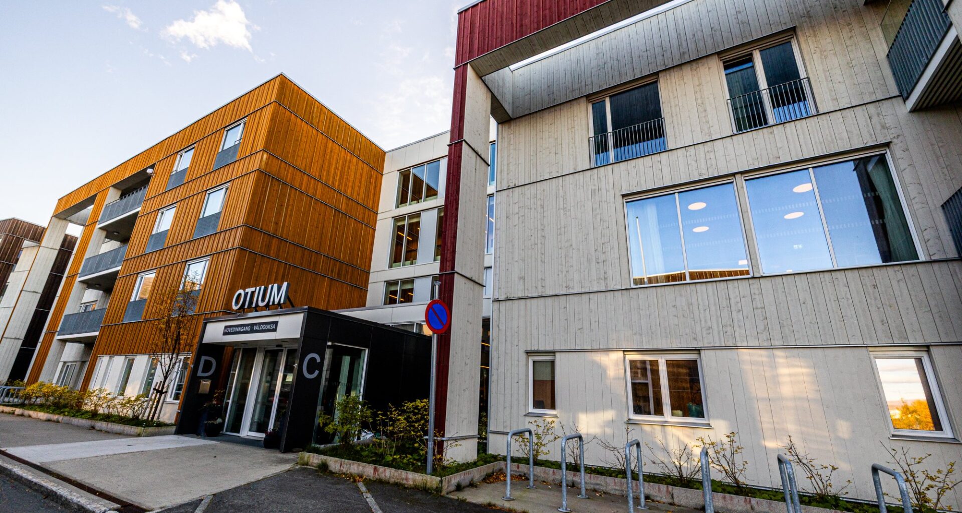 Otium, Offentlige bygg | Råte på Otium