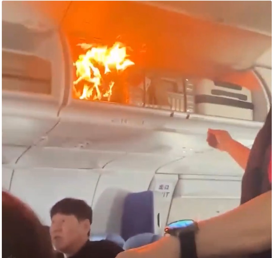 Frykt brøt ut etter batteribrann i håndbaggasje